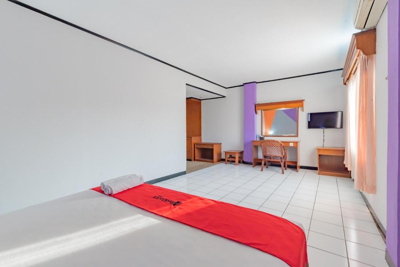 Hotel Reddoorz Near Plaza Balikpapan Exterior foto